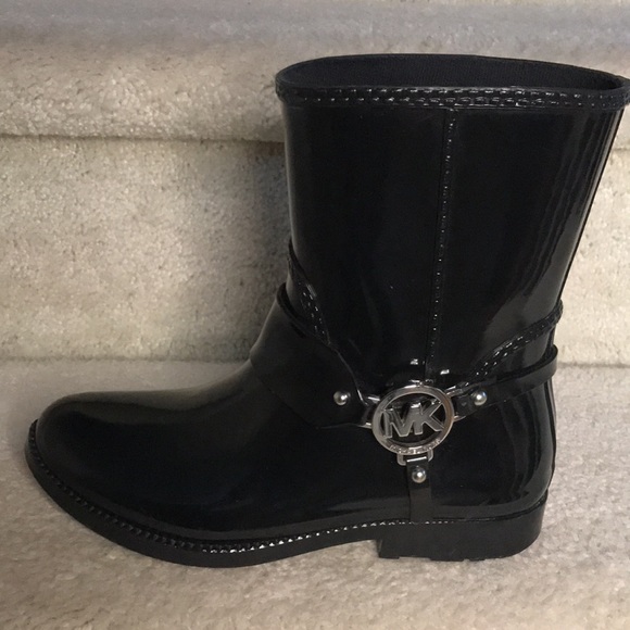 Michael Kors Fulton Harness Rain Boots - Picture 9 of 13
